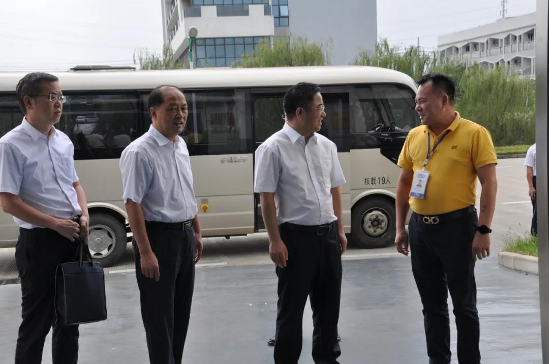 宣城市委常委、市紀委書記王玨蒞臨安徽益佳通調(diào)研